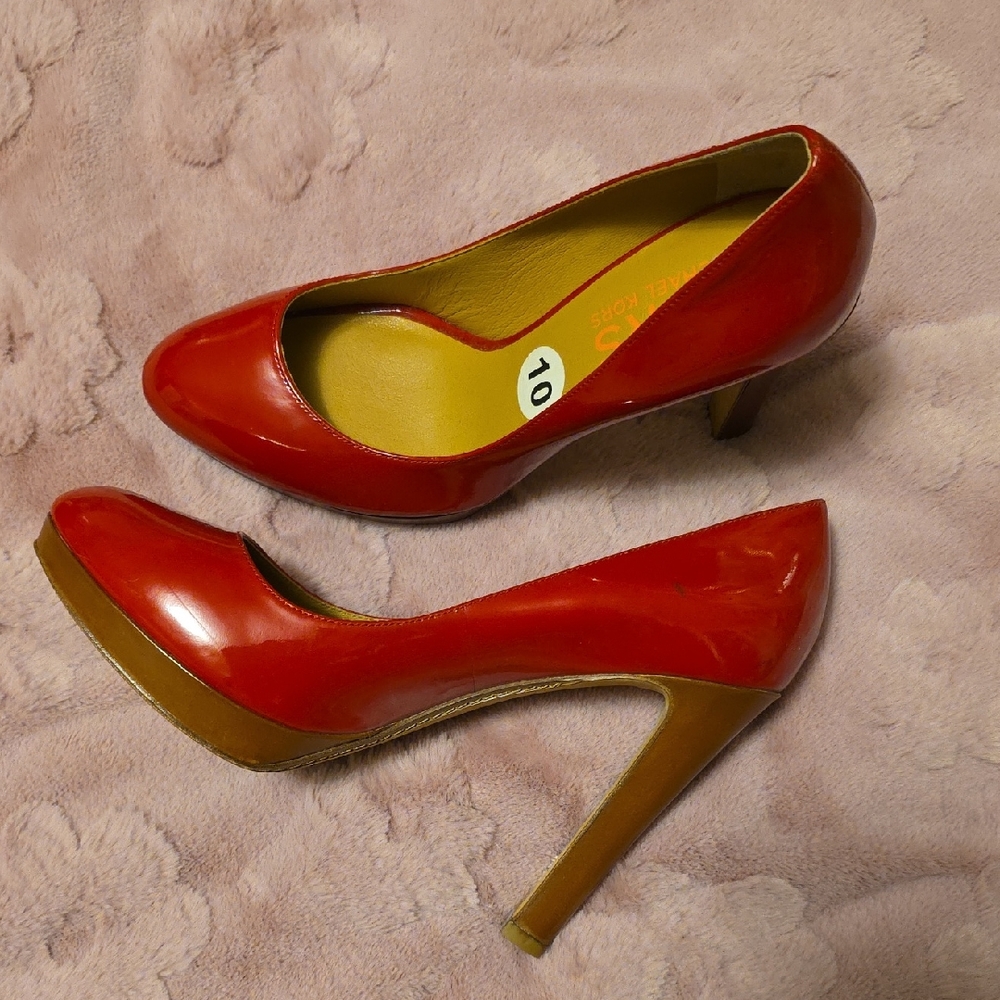 KORS Michael Kors Red and Tan Heels